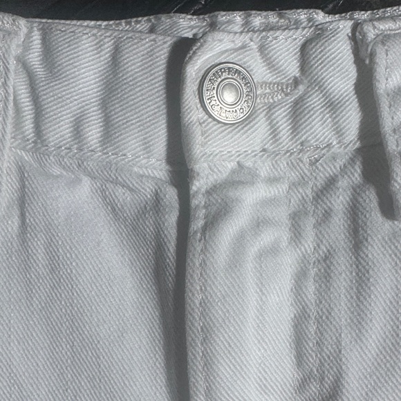 Polo by Ralph Lauren White Jean Shorts with Logo - Kids Size 7 - Picture 4 of 9